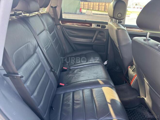 Volkswagen Touareg-15