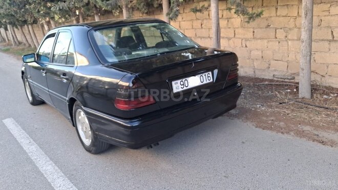 Mercedes C 240 2000, 326,143 km - 2.4 л - Bakı