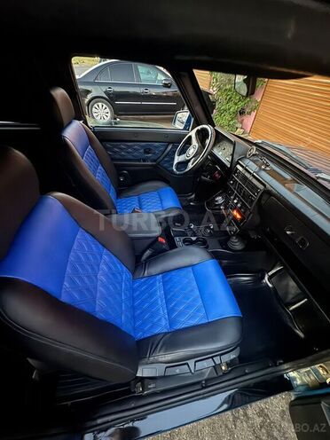 LADA (VAZ) Niva 2015, 147,000 km - 1.7 l - Salyan