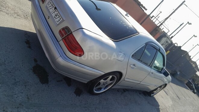 Mercedes E 220 1998, 352,000 km - 2.2 l - Bakı