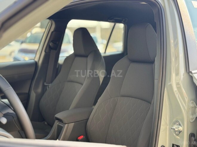 Toyota Corolla Cross-14