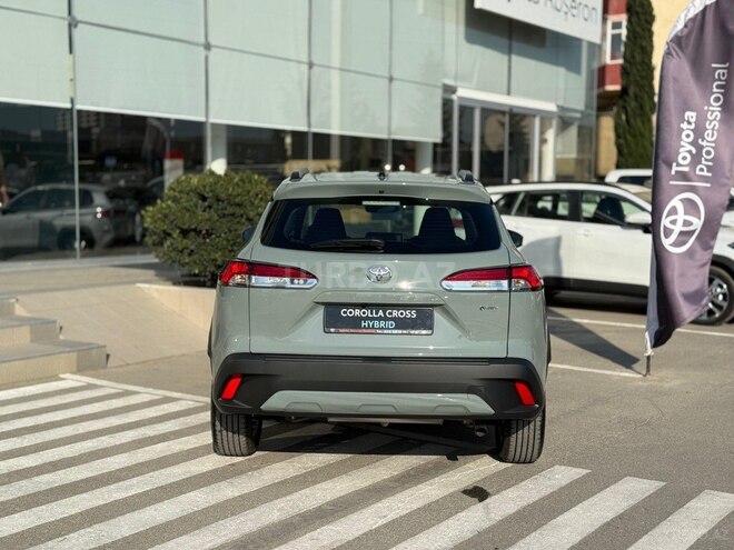 Toyota Corolla Cross-5