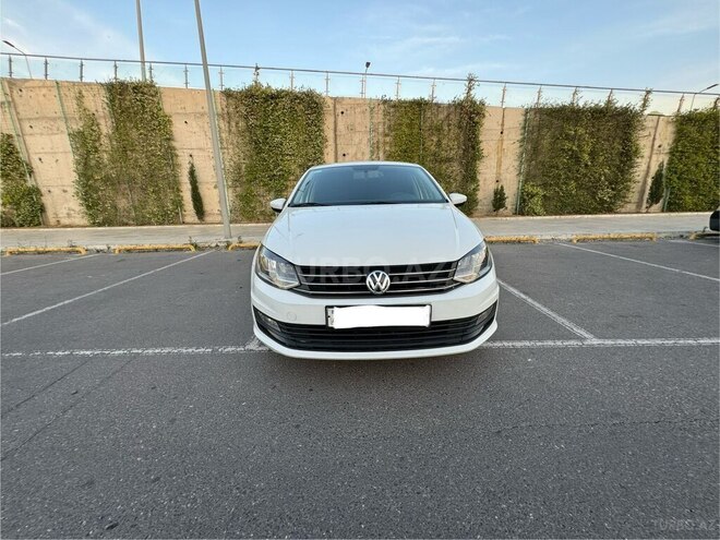 Volkswagen Polo-2