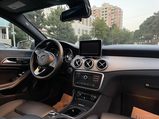 Mercedes CLA 250 4MATIC 2016, 219,016 km - 2.0 л - Bakı