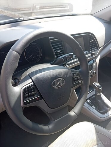 Hyundai Elantra 2016, 190,000 km - 2.0 l - Bakı