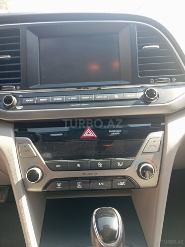Hyundai Elantra 2016, 190,000 km - 2.0 l - Bakı