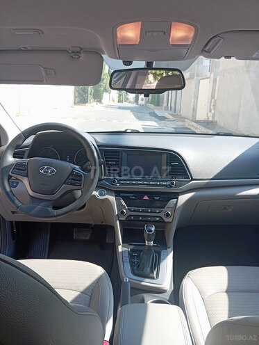 Hyundai Elantra 2016, 190,000 km - 2.0 l - Bakı