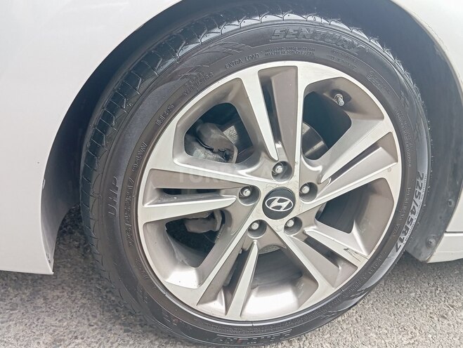Hyundai Elantra 2016, 190,000 km - 2.0 l - Bakı