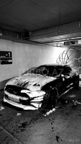 Ford Mustang 2019, 92,500 km - 2.3 л - Bakı