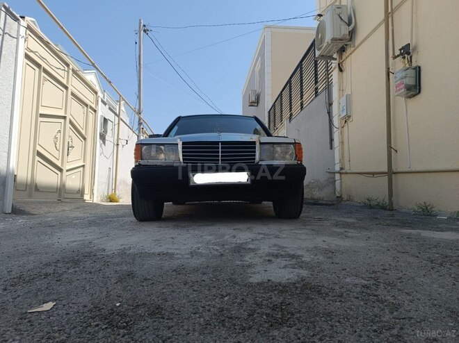 Mercedes 190 1993, 286,500 km - 2.0 л - Bakı