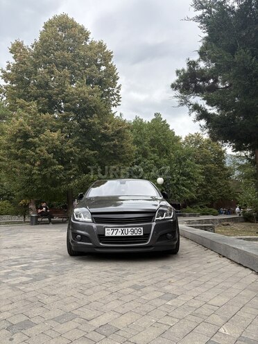Opel Astra 2009, 140,000 km - 1.4 l - Şəki