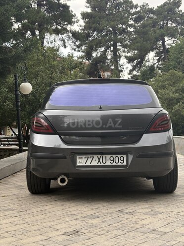 Opel Astra 2009, 140,000 km - 1.4 l - Şəki