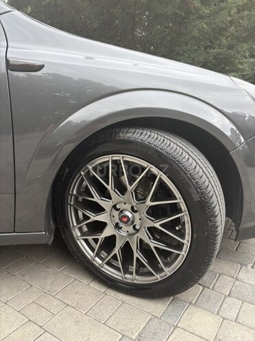 Opel Astra 2009, 140,000 km - 1.4 l - Şəki