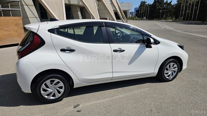 Toyota Aqua 2022, 24,315 km - 1.5 л - Bakı