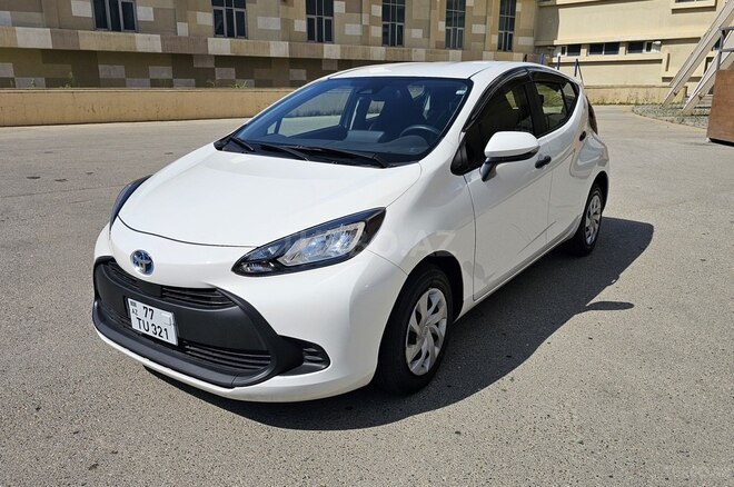 Toyota Aqua 2022, 24,315 km - 1.5 л - Bakı