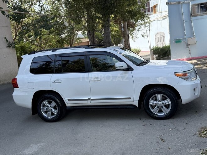 Toyota Land Cruiser 2012, 194,000 km - 4.6 l - Bakı