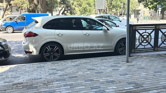 Porsche Cayenne GTS 2013, 127,000 km - 4.8 l - Bakı