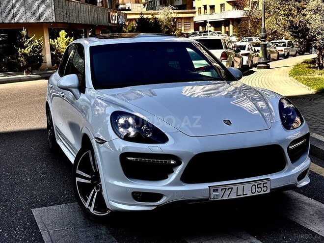 Porsche Cayenne GTS 2013, 127,000 km - 4.8 l - Bakı