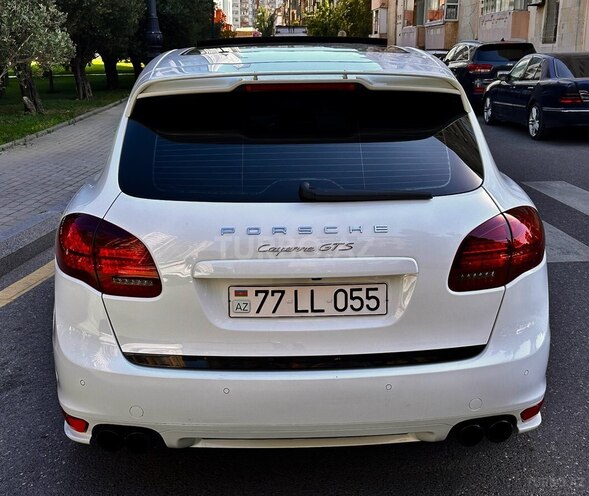 Porsche Cayenne GTS 2013, 127,000 km - 4.8 l - Bakı