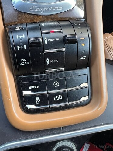 Porsche Cayenne GTS 2013, 127,000 km - 4.8 l - Bakı
