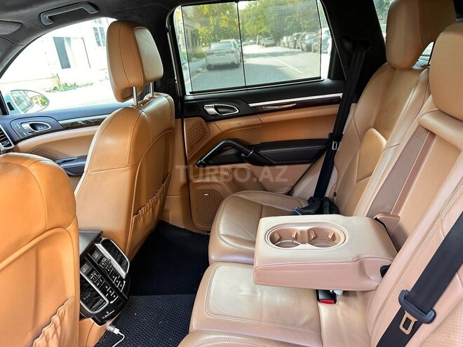 Porsche Cayenne GTS 2013, 127,000 km - 4.8 l - Bakı