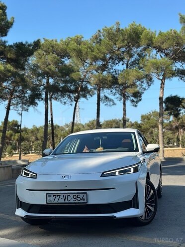 Changan  2025, 10,317 km - 1.5 л - Bakı