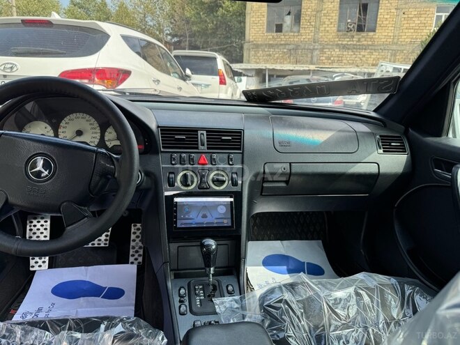 Mercedes C 240 1998, 239,000 km - 2.6 l - Ağcabədi