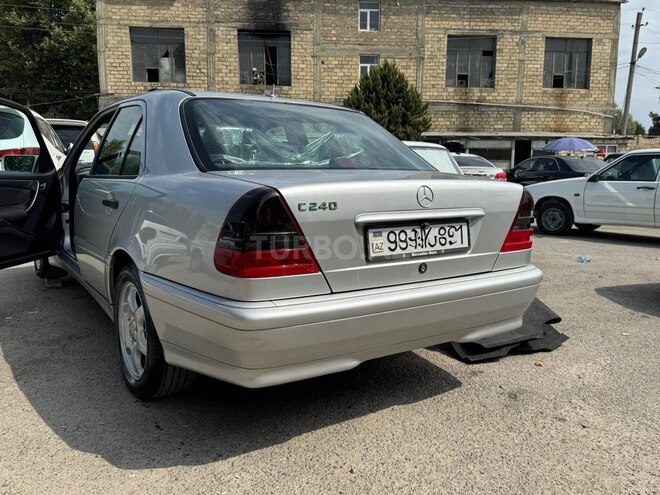 Mercedes C 240 1998, 239,000 km - 2.6 l - Ağcabədi