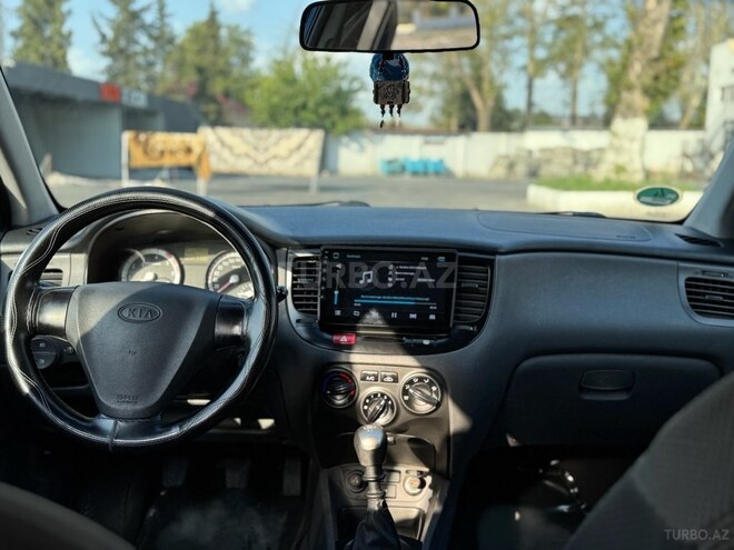 Kia Rio 2006, 207,000 km - 1.5 l - Göyçay
