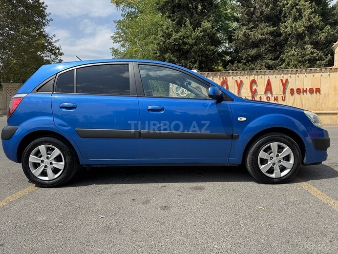Kia Rio 2006, 207,000 km - 1.5 l - Göyçay