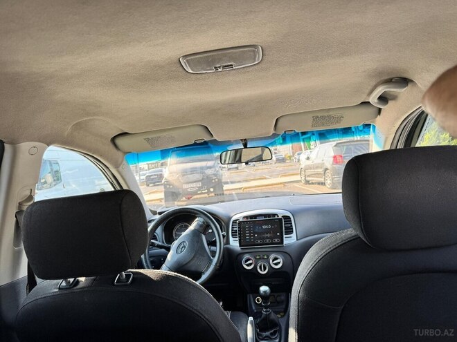 Hyundai Accent 2009, 280,000 km - 1.5 л - Bakı