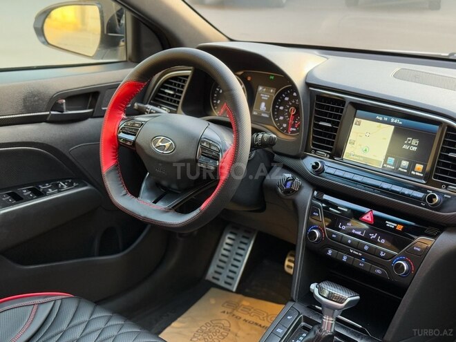 Hyundai Elantra 2018, 117,482 km - 1.6 l - Bakı