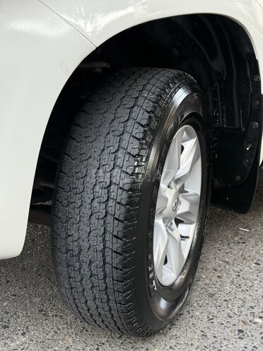Toyota Land Cruiser Prado 2012, 270,000 km - 2.7 l - Bakı