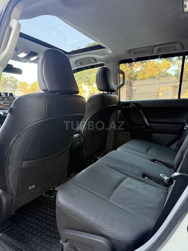 Toyota Land Cruiser Prado 2012, 270,000 km - 2.7 l - Bakı