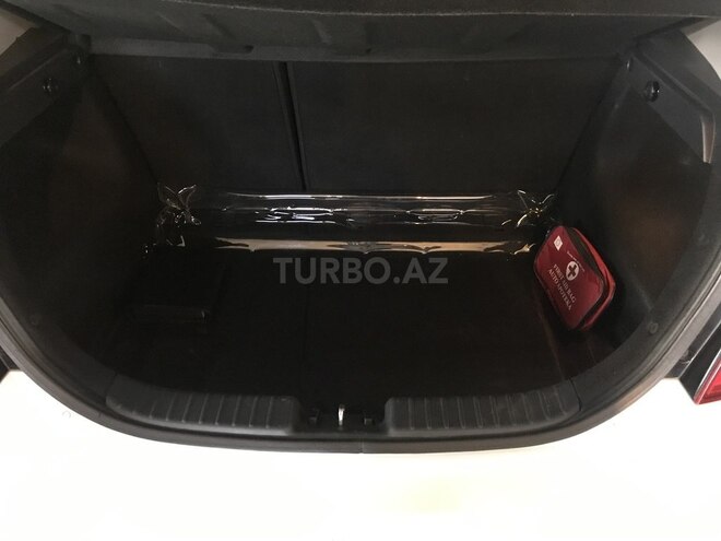 Hyundai i30 2009, 135,000 km - 1.6 л - Bakı