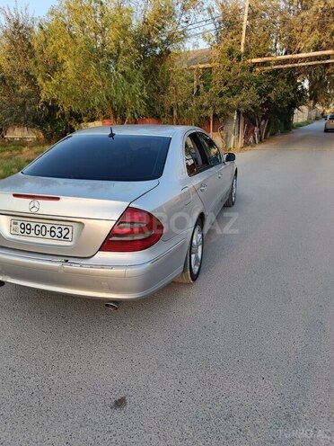 Mercedes E 270 2002, 467,770 km - 2.7 l - Bakı