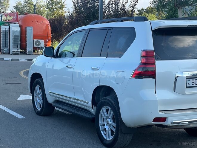 Toyota Land Cruiser Prado 2011, 122,000 km - 2.7 l - Bakı
