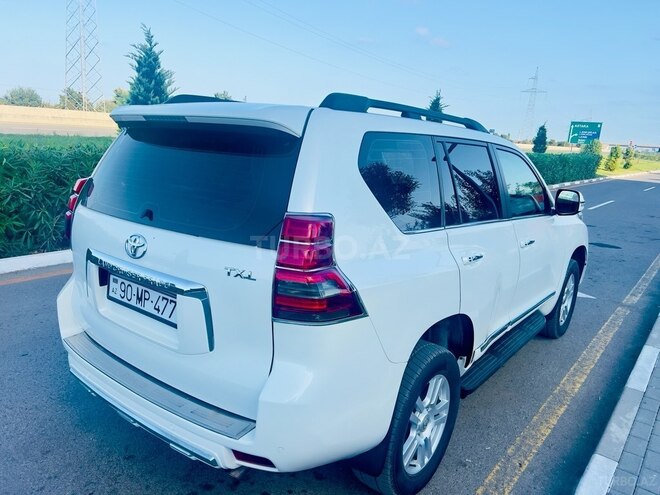 Toyota Land Cruiser Prado 2011, 122,000 km - 2.7 l - Bakı
