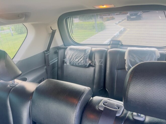Toyota Land Cruiser Prado 2011, 122,000 km - 2.7 l - Bakı