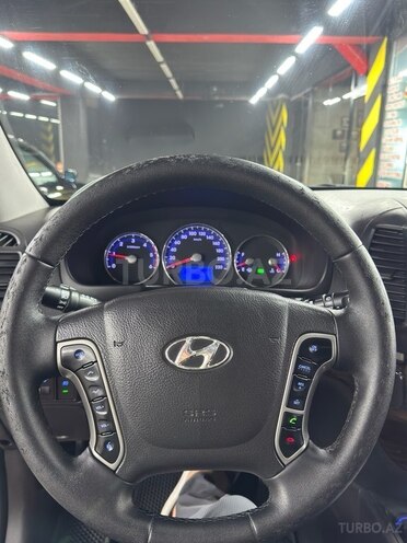 Hyundai Santa Fe 2010, 175,000 km - 2.0 l - Bakı