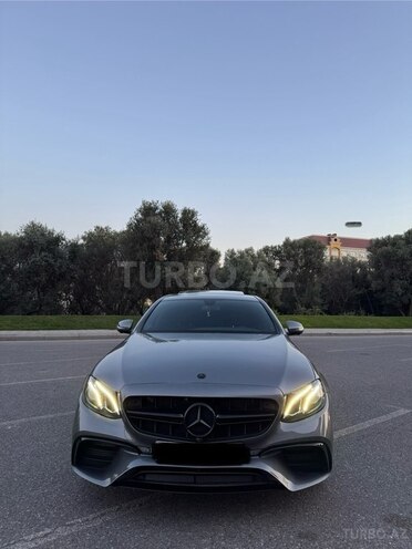Mercedes E 300 4MATIC 2018, 67,700 km - 2.0 l - Bakı
