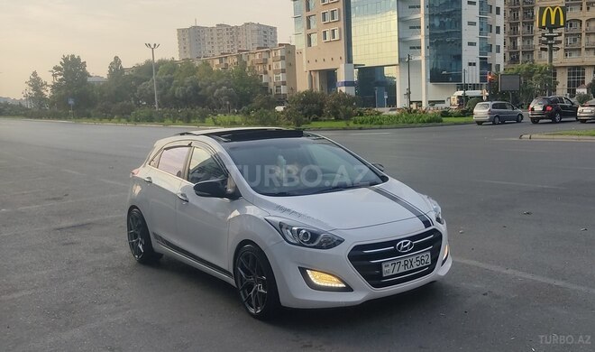 Hyundai i30 2015, 226,606 km - 1.6 l - Bakı