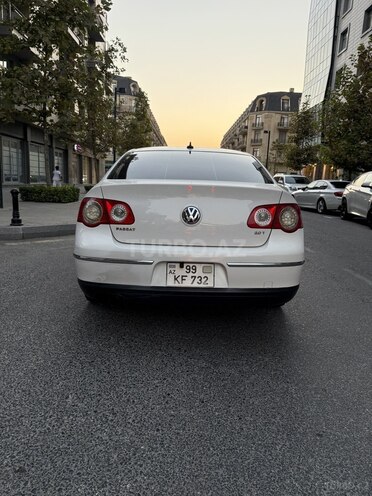 Volkswagen Passat 2008, 298,000 km - 2.0 л - Bakı