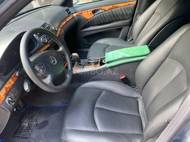 Mercedes E 220 2004, 370,000 km - 2.2 l - Gəncə