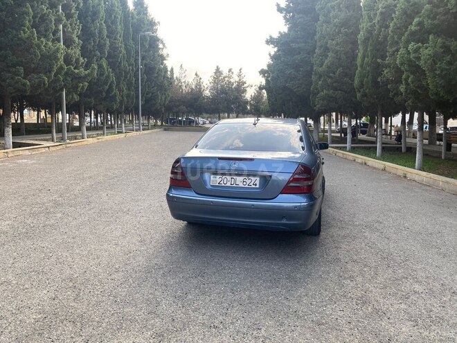 Mercedes E 220 2004, 370,000 km - 2.2 l - Gəncə