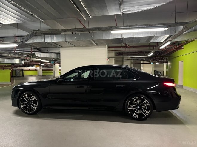BMW 740 2022, 30,000 km - 3.0 л - Bakı