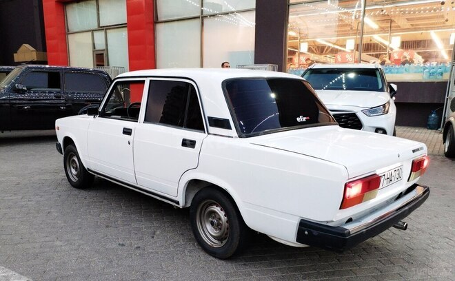 LADA (VAZ) 2107 2009, 32,000 km - 1.6 l - Bakı
