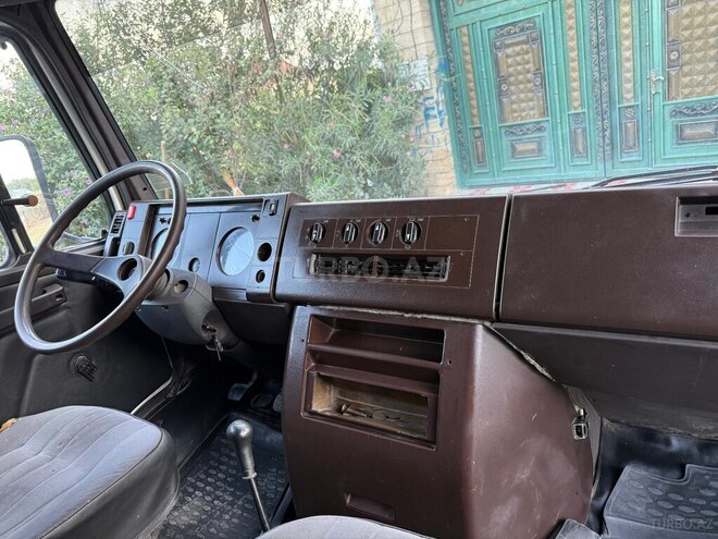 Mercedes 711 D 1991, 219,300 km - 4.0 l - Ağcabədi