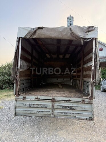 Mercedes 711 D 1991, 219,300 km - 4.0 l - Ağcabədi