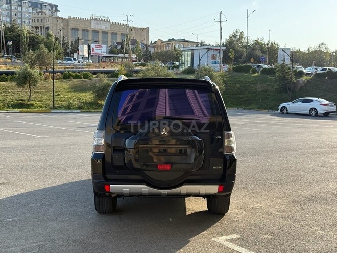 Mitsubishi Pajero 2007, 185,000 km - 3.0 l - Bakı